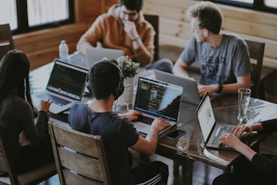 Boost Sales with Shopify Live Chat Support: 5 Proven Strategies