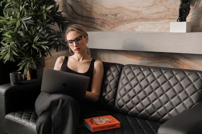 Ecommerce Growth: 5 Distribution Channels for New Brand Success